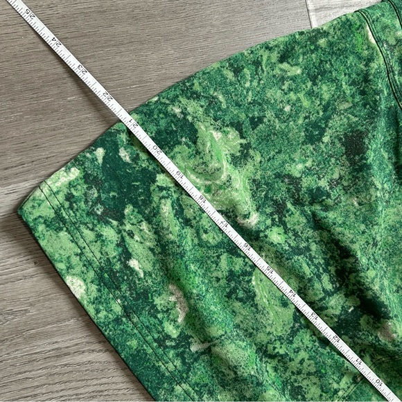 NWT Outdoor Voices Green Smoke Marble Rectrek Skirt Sz medium Mini Skirt Women’s - Picture 10 of 11